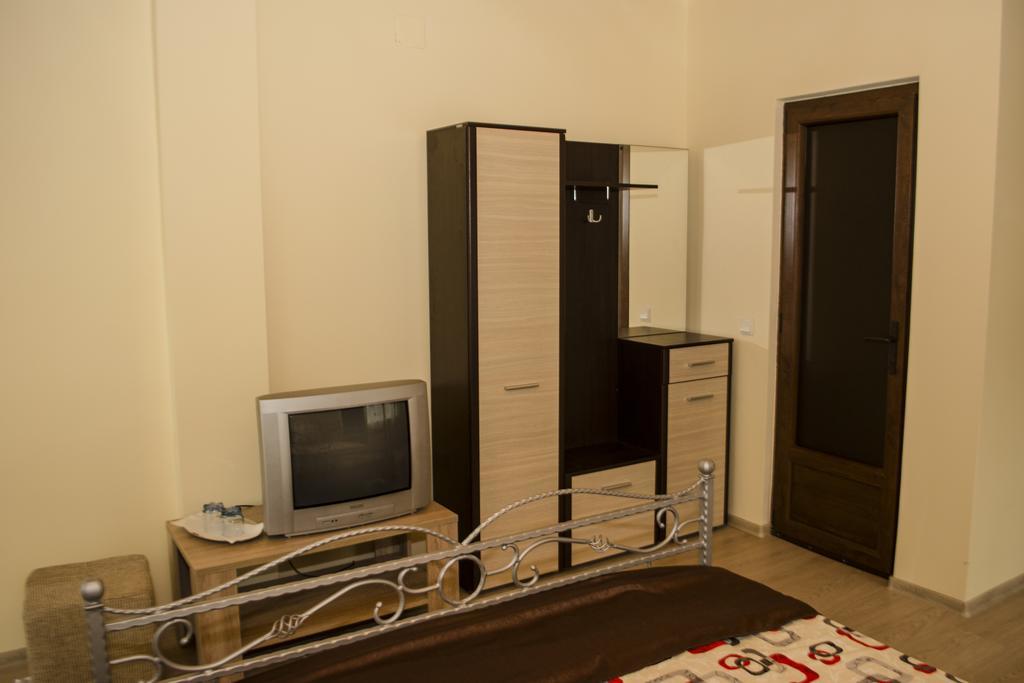 Vila De La Mare Apartment เอโฟรีเอซูด ภายนอก รูปภาพ