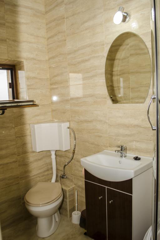Vila De La Mare Apartment เอโฟรีเอซูด ภายนอก รูปภาพ