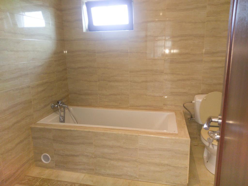 Vila De La Mare Apartment เอโฟรีเอซูด ภายนอก รูปภาพ
